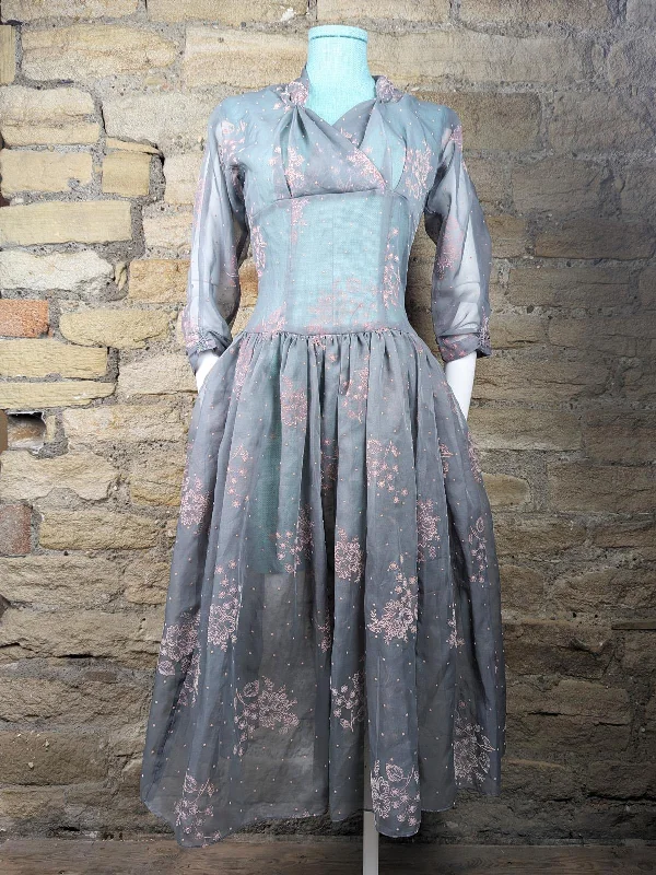 1950s Vintage Flocked Sheer Grey Occasion Dress Tunics Essential wardrobe