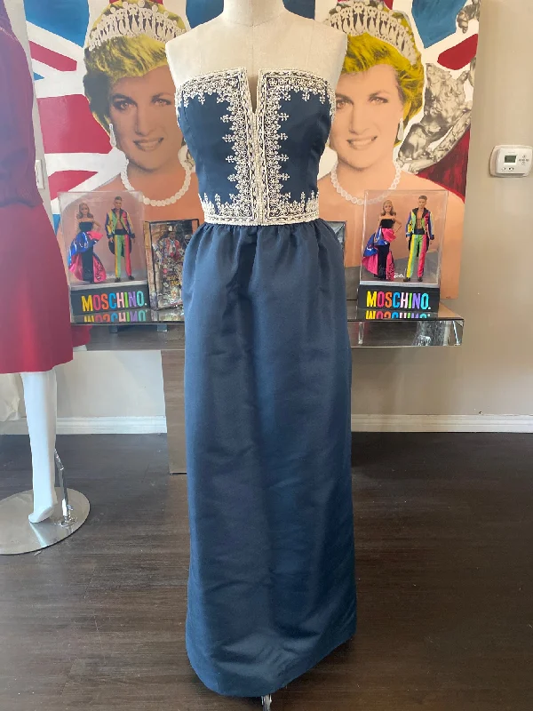 Oscar de la Renta Navy Strapless Gown Evening Long Dress Tunics Timeless classic