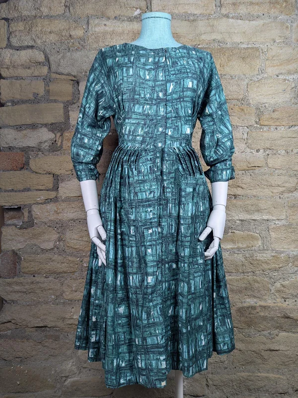 1950s Liberty Fabric Vintage Shirt Waister Dress Tunics Stylish elegant