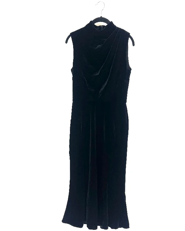 Sleeveless Black Maxi Evening Dress - Size 6 Boat Neckline Classic
