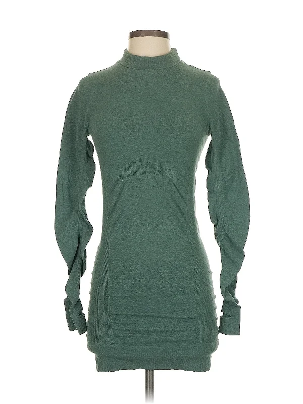 Casual Dress Turtleneck Neckline Stylish
