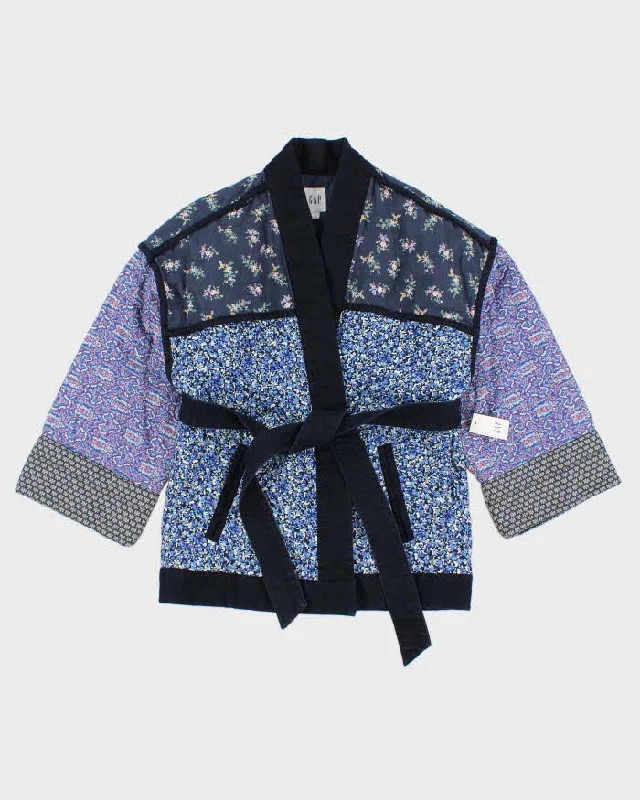 Women's Blue Gap Quilted Kimono Style Jacket - M Stand-Up Collar Roll-Neck Collar Turtle Neck Women's Blue Gap Quilted Kimono Style Jacket - M Stand-Up Collar Roll-Neck Collar Turtle Neck