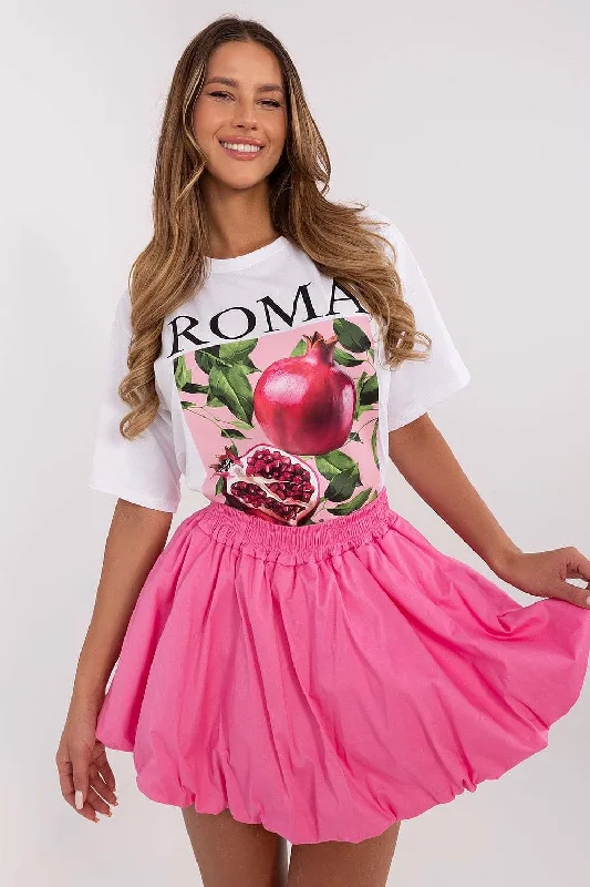 Short skirt flowy skirt hem