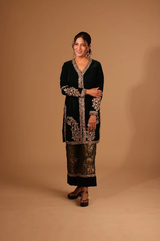 Emerald Green Velvet Kurta Set with Banarasi Brocade Pants Comfy Zip-Up Pants