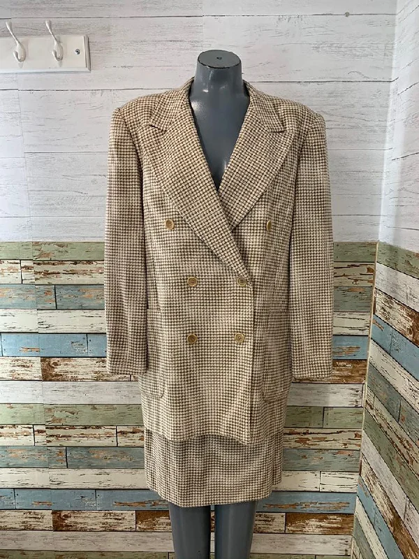 90’s Two Piece Set Jacket and Skirt by Escada Corduroy Jacket Velvet Jacket Brocade Jacket 90’s Two Piece Set Jacket and Skirt by Escada Corduroy Jacket Velvet Jacket Brocade Jacket